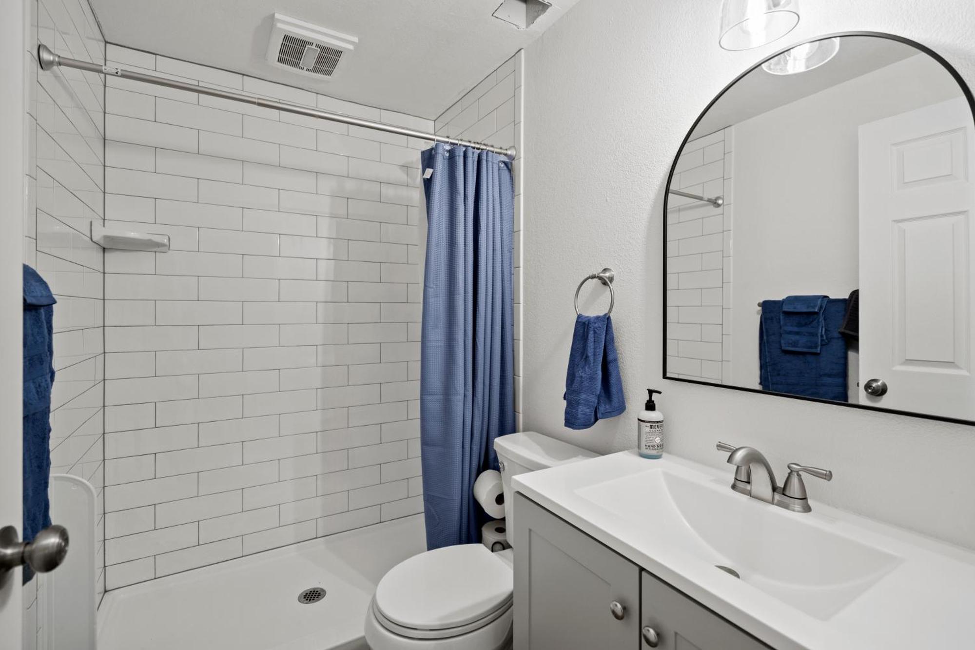 Peach Street Super Suite Medford Exterior photo