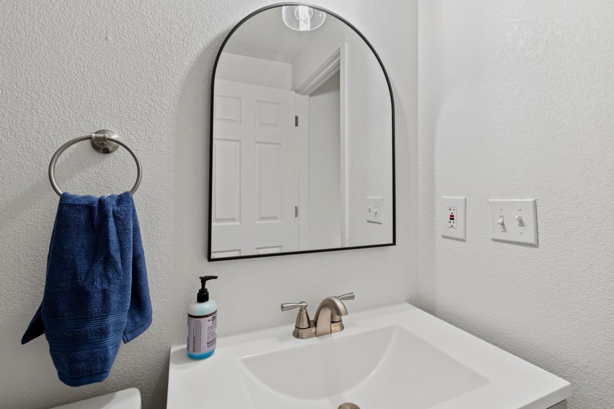 Peach Street Super Suite Medford Exterior photo